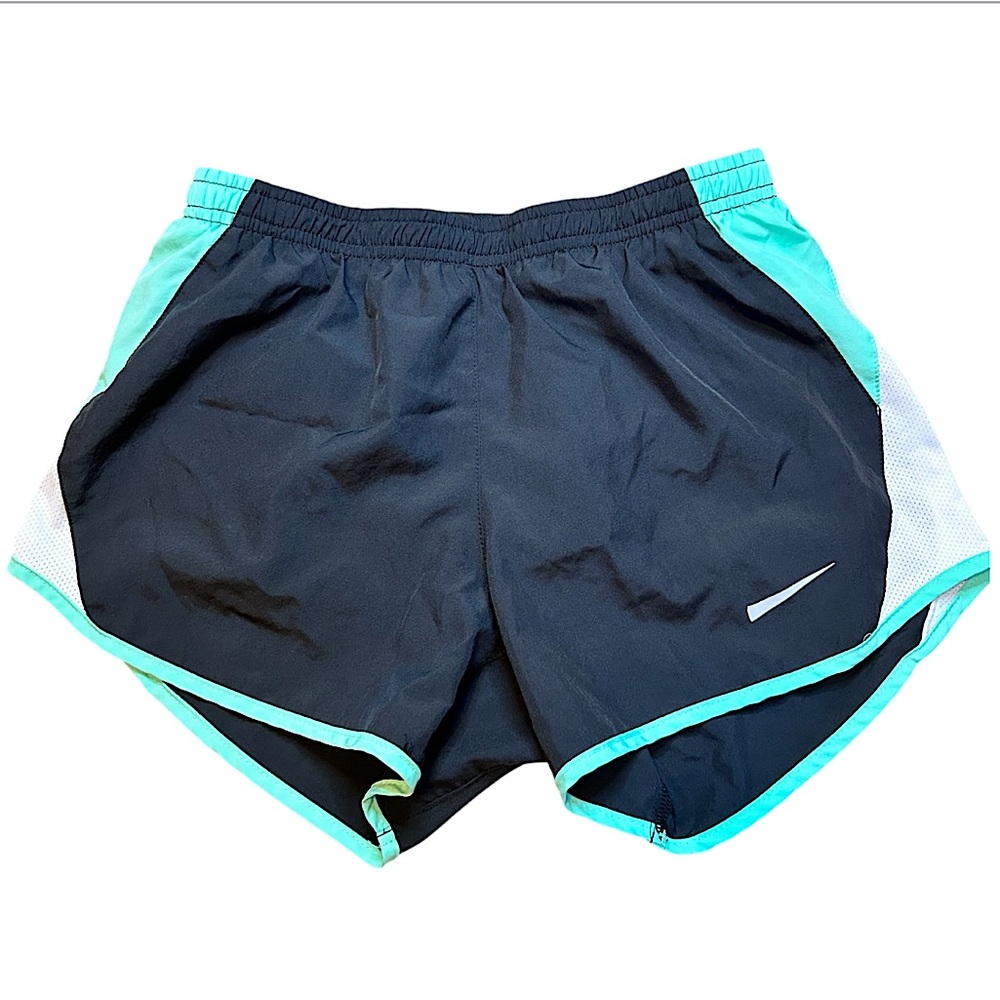 Nike Women's Dri-FIT Tempo Mid-Rise
Brief-Lined Running Shorts Women’s XS